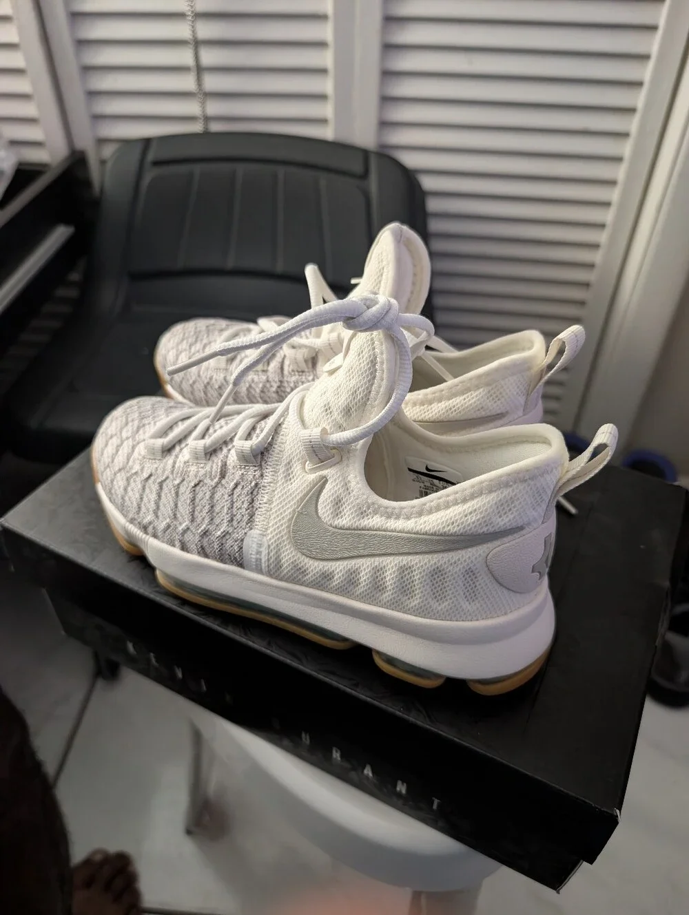 Nike Boys Zoom KD 9 GS Basketball Shoe Kevin Durant Shoes 855908 098 Youth 4Y